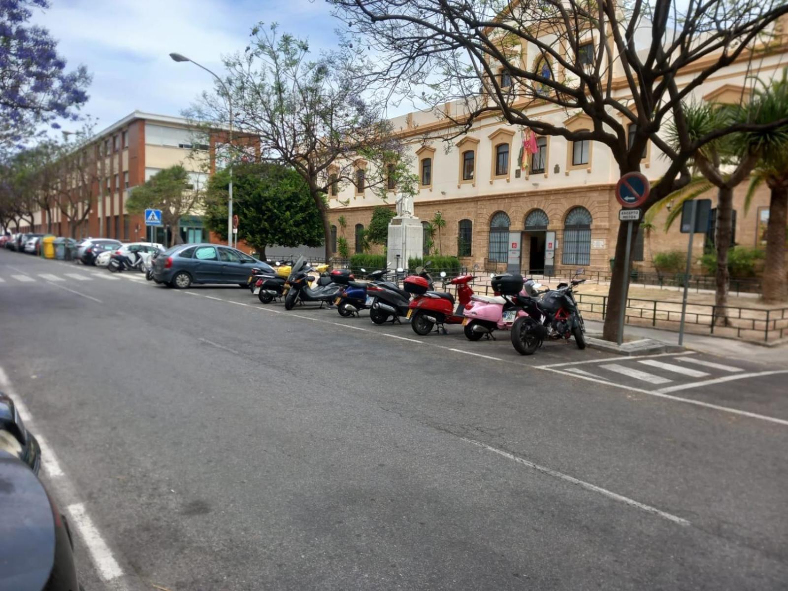Paseo Maritimo De Cadiz Apartment Bagian luar foto
